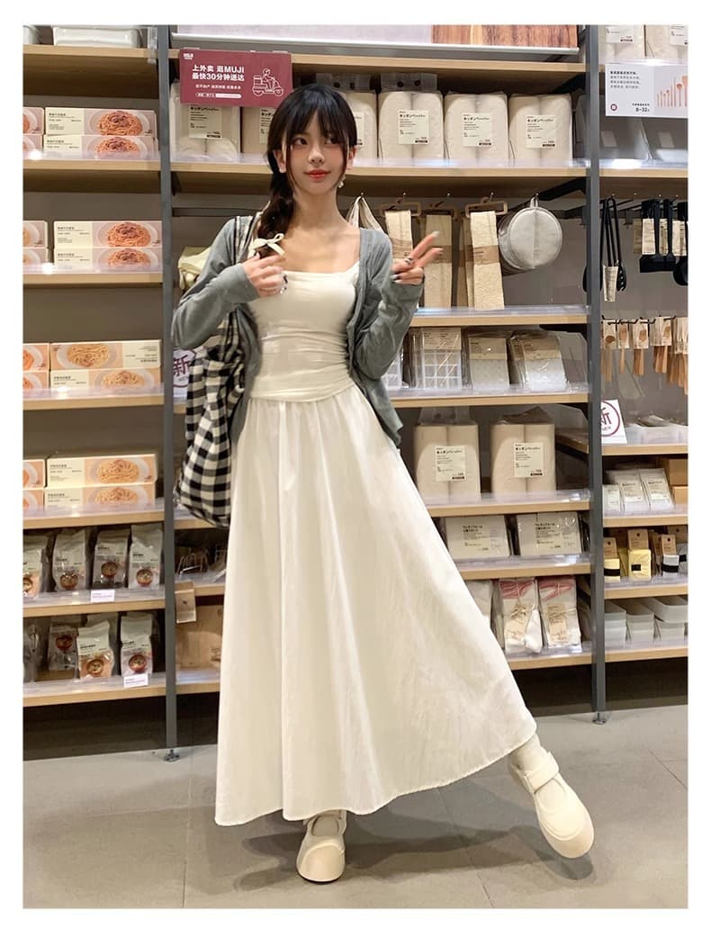プリーツスカート 優美なひだ飾りマキシスカート