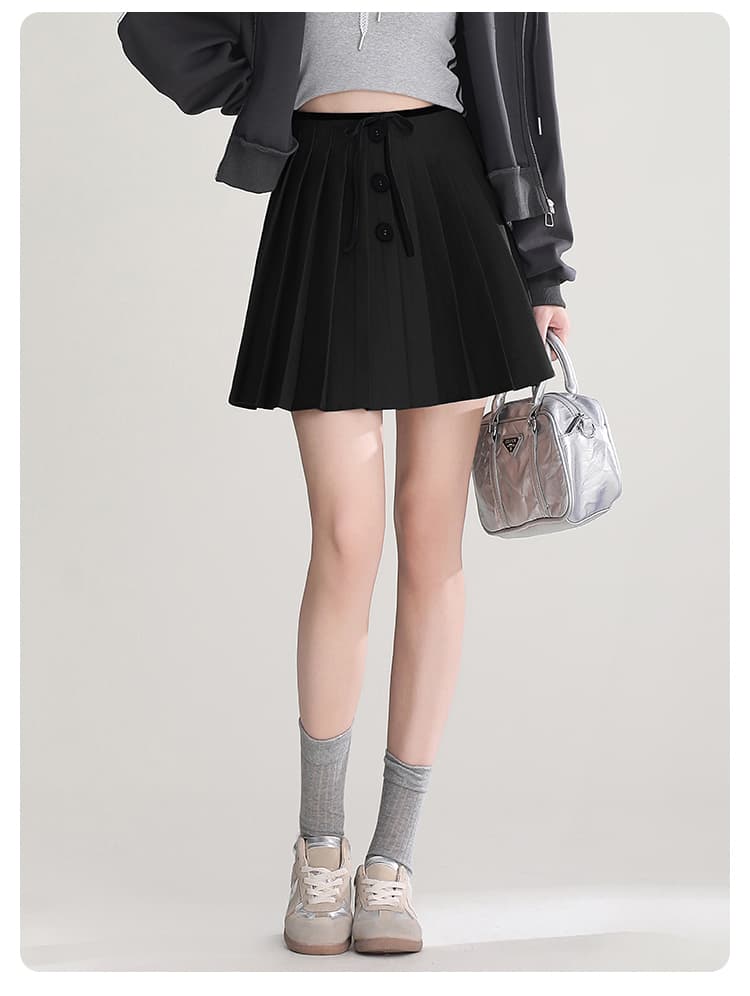 プリーツスカート 前ボタン飾り細プリーツミニスカート
