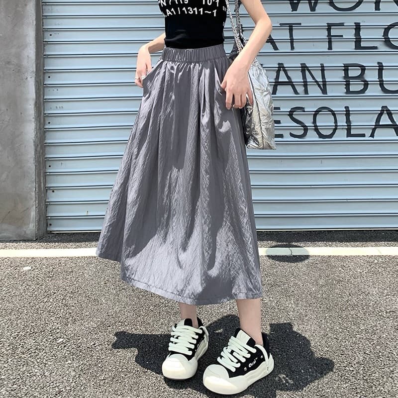プリーツスカート ふんわり揺れるプリーツロングスカート