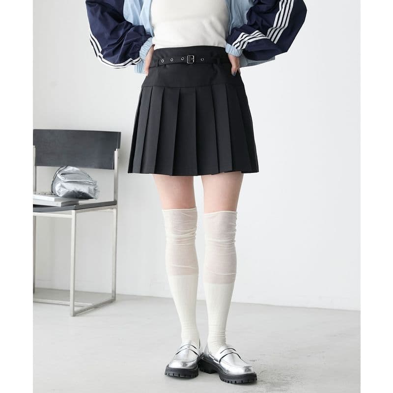 プリーツスカート ベルト付きプリーツミニスカート
