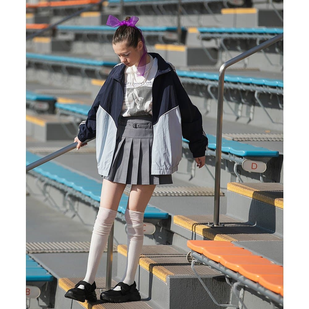 プリーツスカート ベルト付き制服風プリーツミニスカート