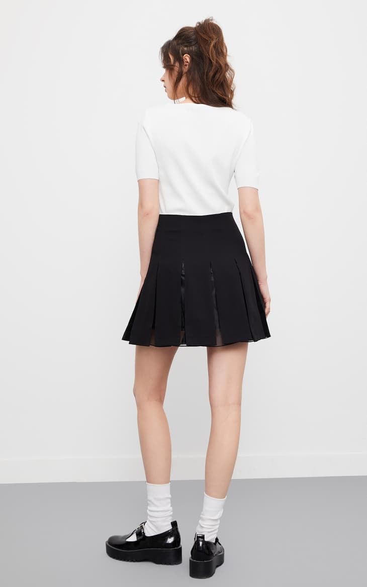 プリーツスカート 鎖飾り付きプリーツミニスカート