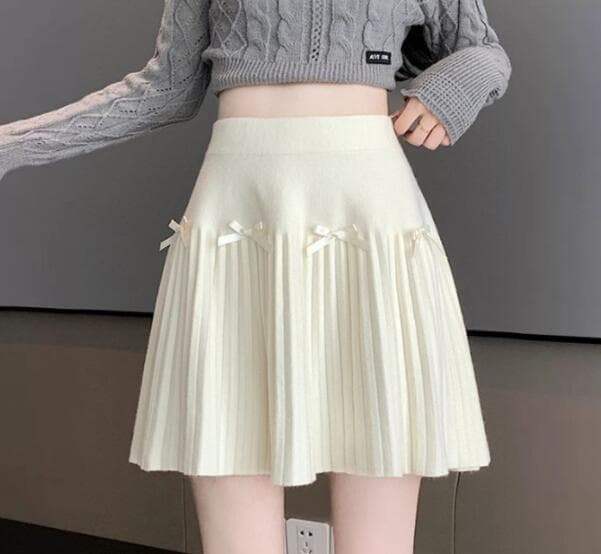 女子高校生風プリーツスカート リボン付き膝上ミニ丈