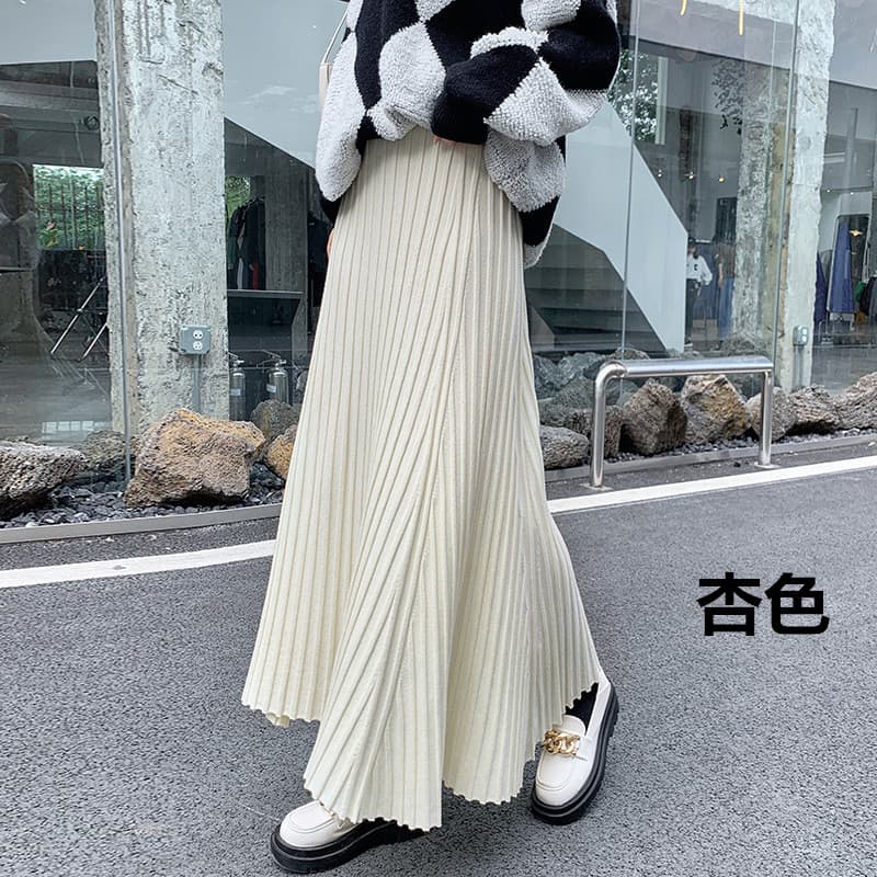 ニットプリーツスカート ロング丈 大人可愛い ふんわり 通勤
