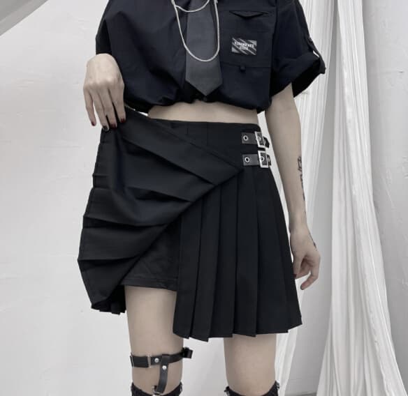 秋冬ハイウェストプリーツスカート黒ミニ丈