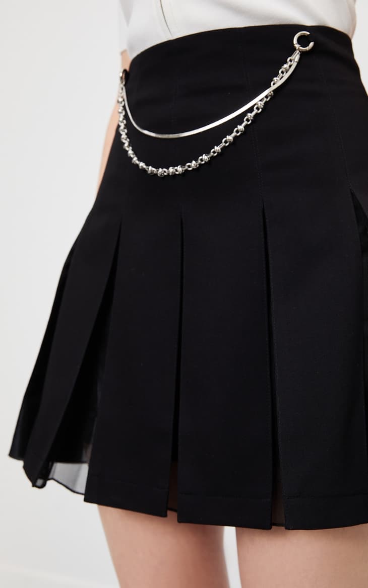 プリーツスカート 鎖飾り付きプリーツミニスカート