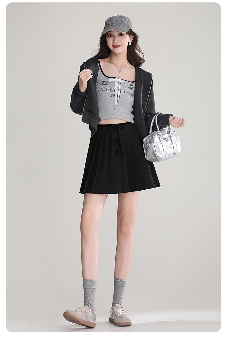 プリーツスカート 前ボタン飾り細プリーツミニスカート