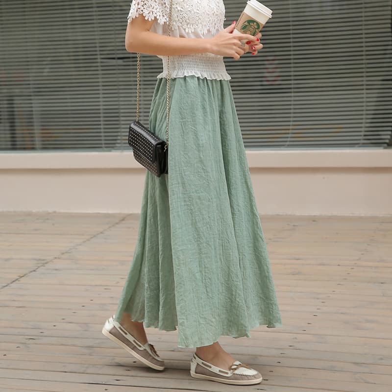 プリーツスカート 風合い豊かな揺れるプリーツスカート