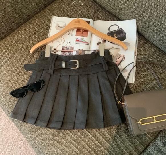 ハイウェスト二重ベルト付きプリーツスカート ミニ